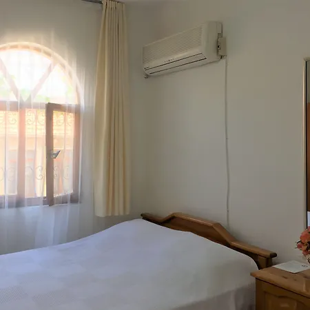 Tan Otel 3*