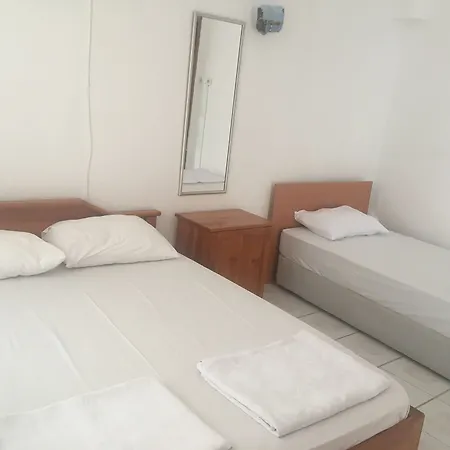 Tan Hotel